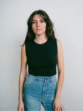 OZMA Tasi Crop in Black Size M